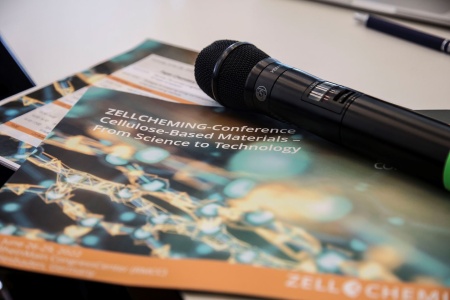 015_broschüre mikro (Copy).jpg